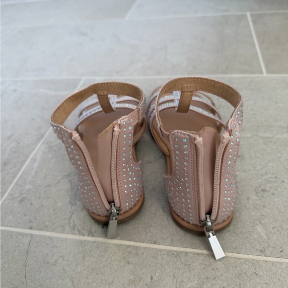 Cat & Jack Sandals - Picture 3 of 5